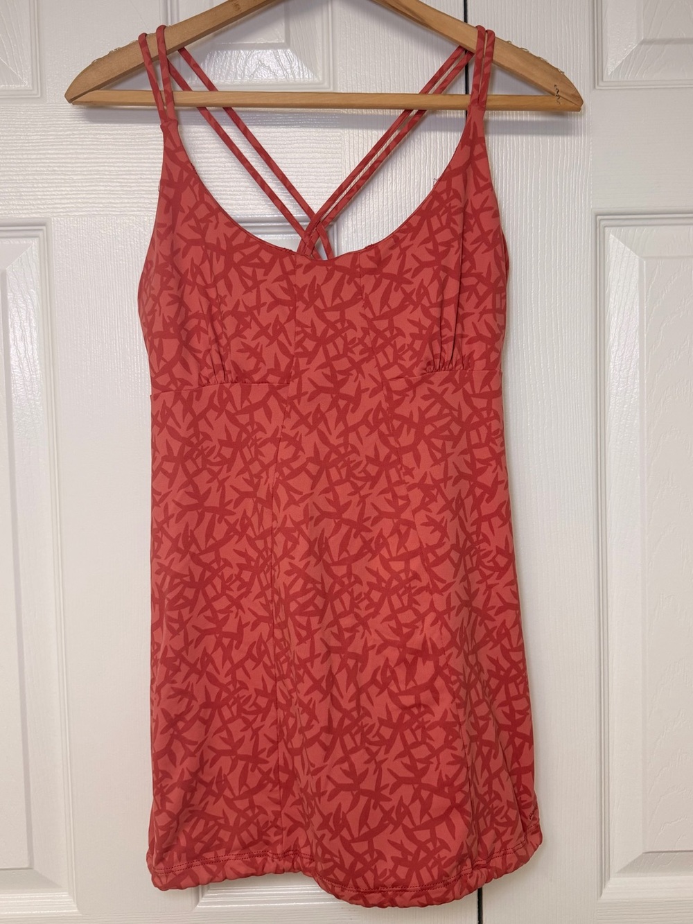 Patagonia Morning Glory Cross‎ Back Tank Top Shelf Bra Coral Red Small Gorpcore